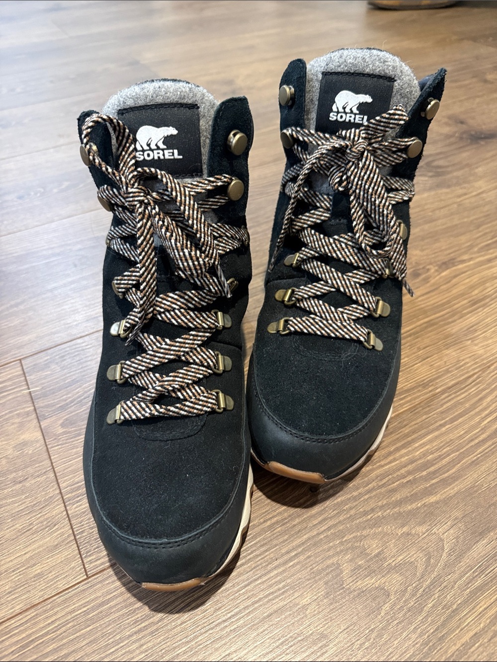 Sorel Women's Black Suede Lace-Up Hiking Boots